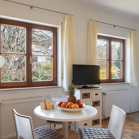 Ferienhaus-La-Perla-Apartment-Seestern Uberlingen